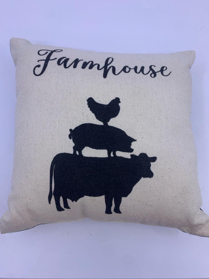 SMALL FARM HOUSE W/ STACKED FARM ANIMALS PILLOW.