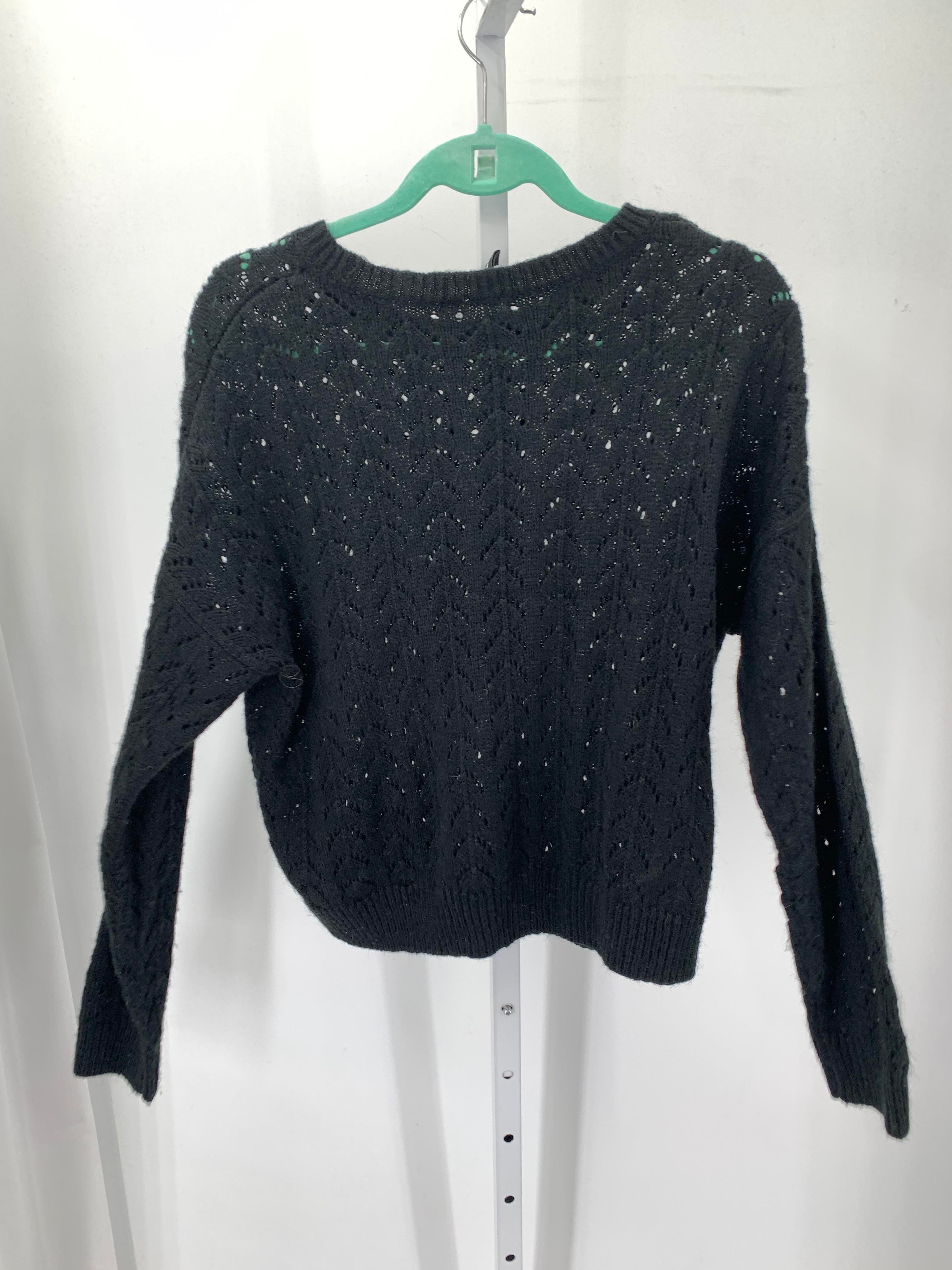 Divided Size Medium Juniors Long Sleeve Sweater