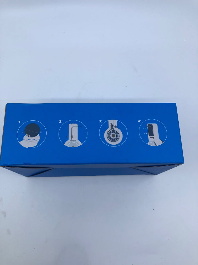 NIB WALL OUTLET HANGER FOR 4TH GEN ECHO DOT