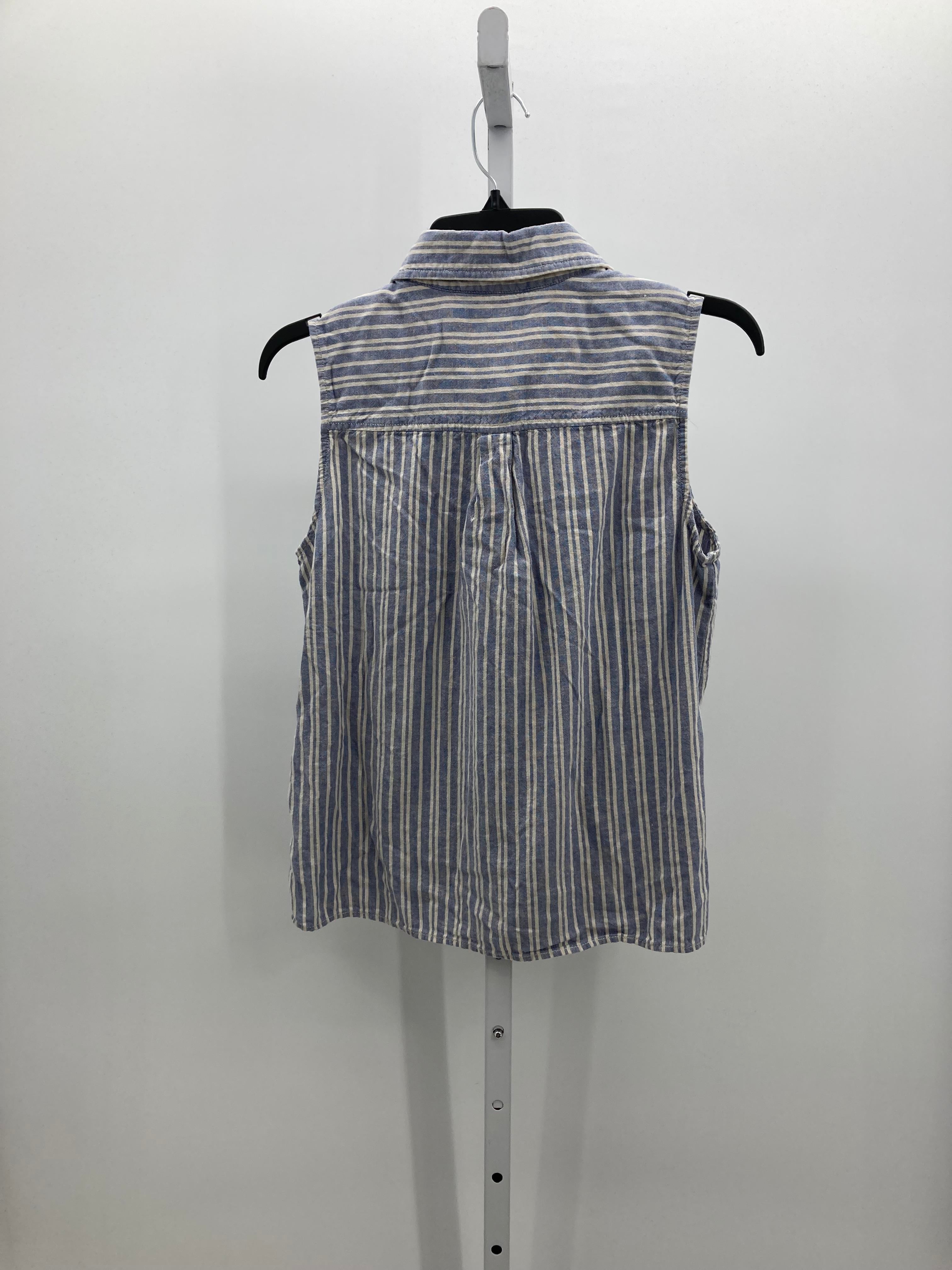 Size Medium Misses Sleeveless Shirt