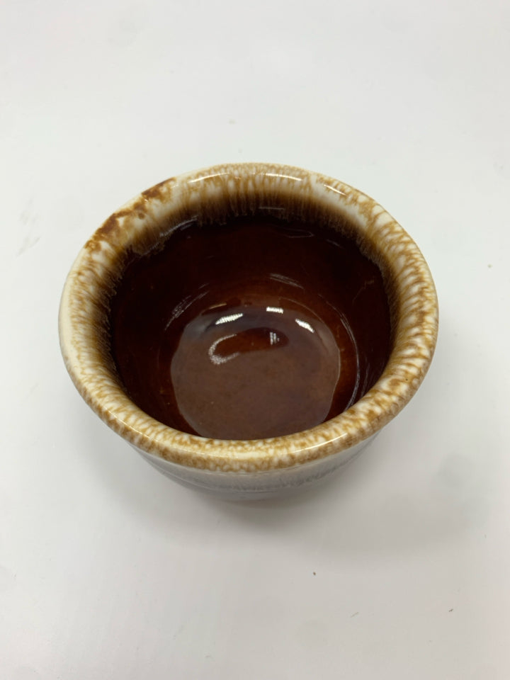 VTG BROWN DRIP GLAZE POTTERY RAMEKIN.