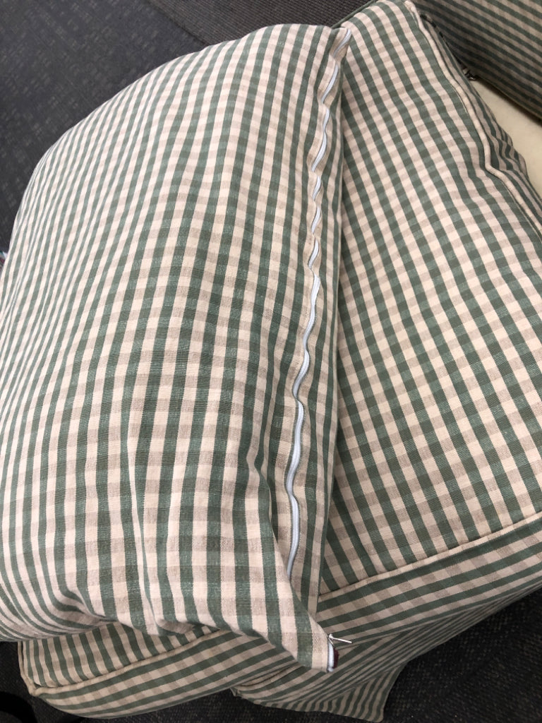 GREEN & WHITE GINGHAM CHAIR W/OTTOMAN.