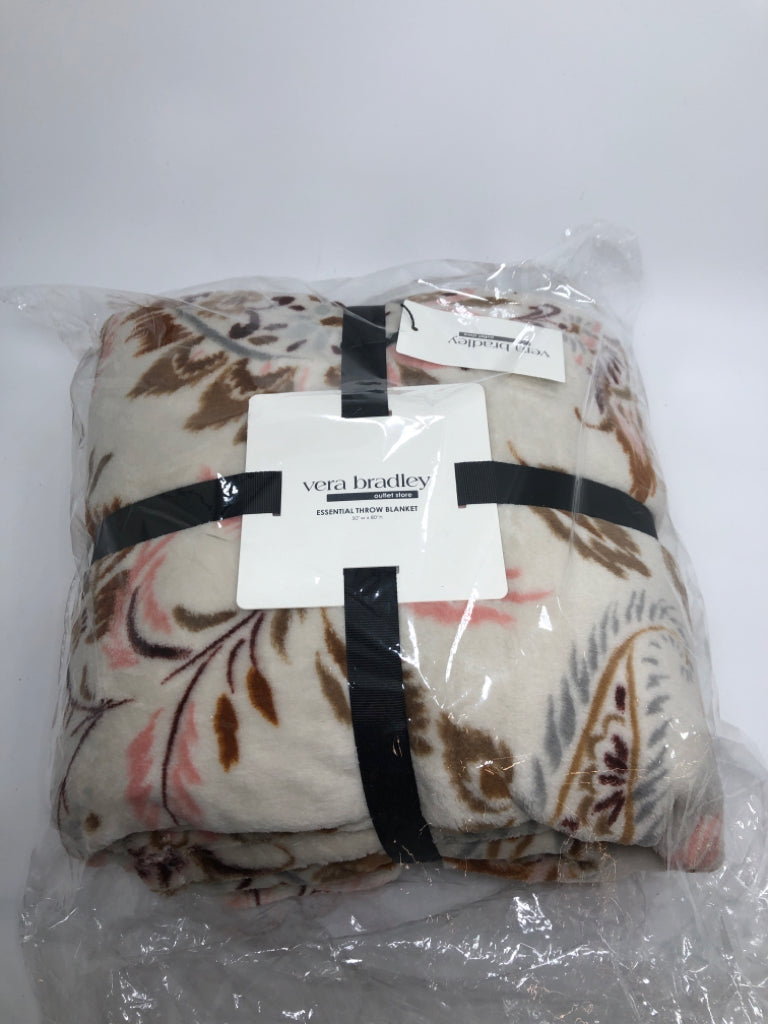 NIP VERA BRADLEY THROW BLANKET.