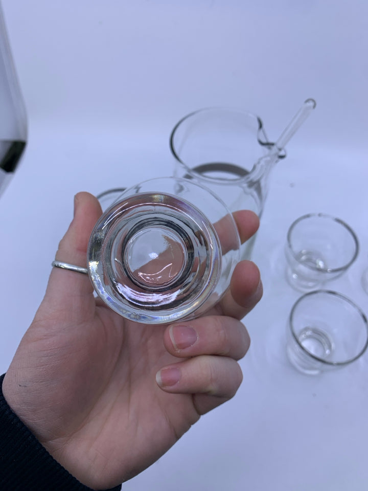 8 PC SVC 6 DECANTER DRINK SET W/ STIRRER CLEAR GLASS/SLIVER DETAILS.