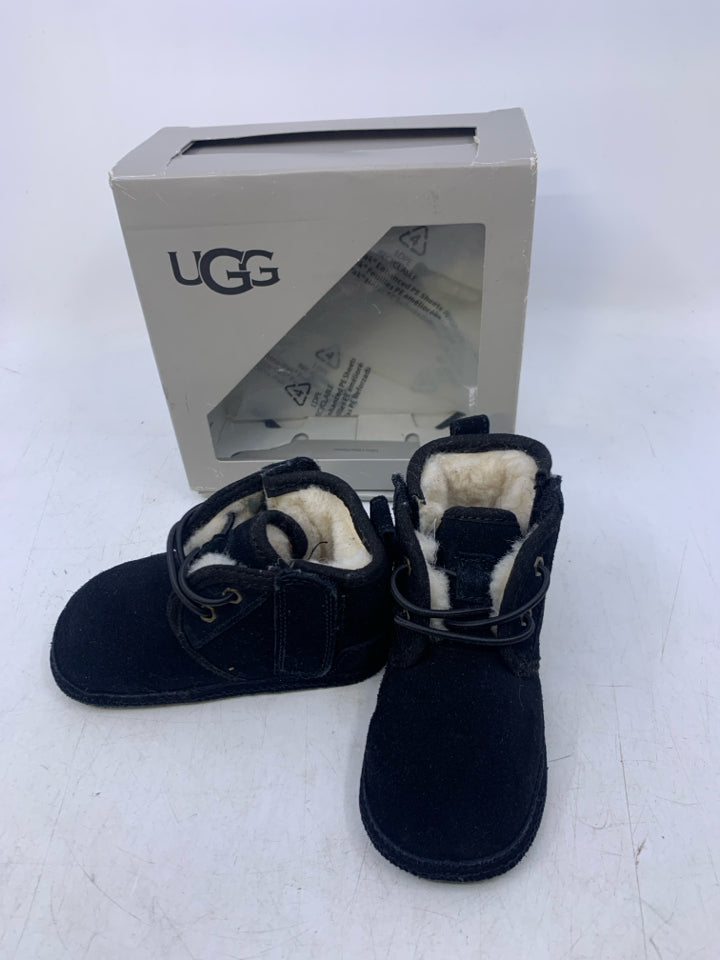 UGG Size 4-5 Soft Shoes