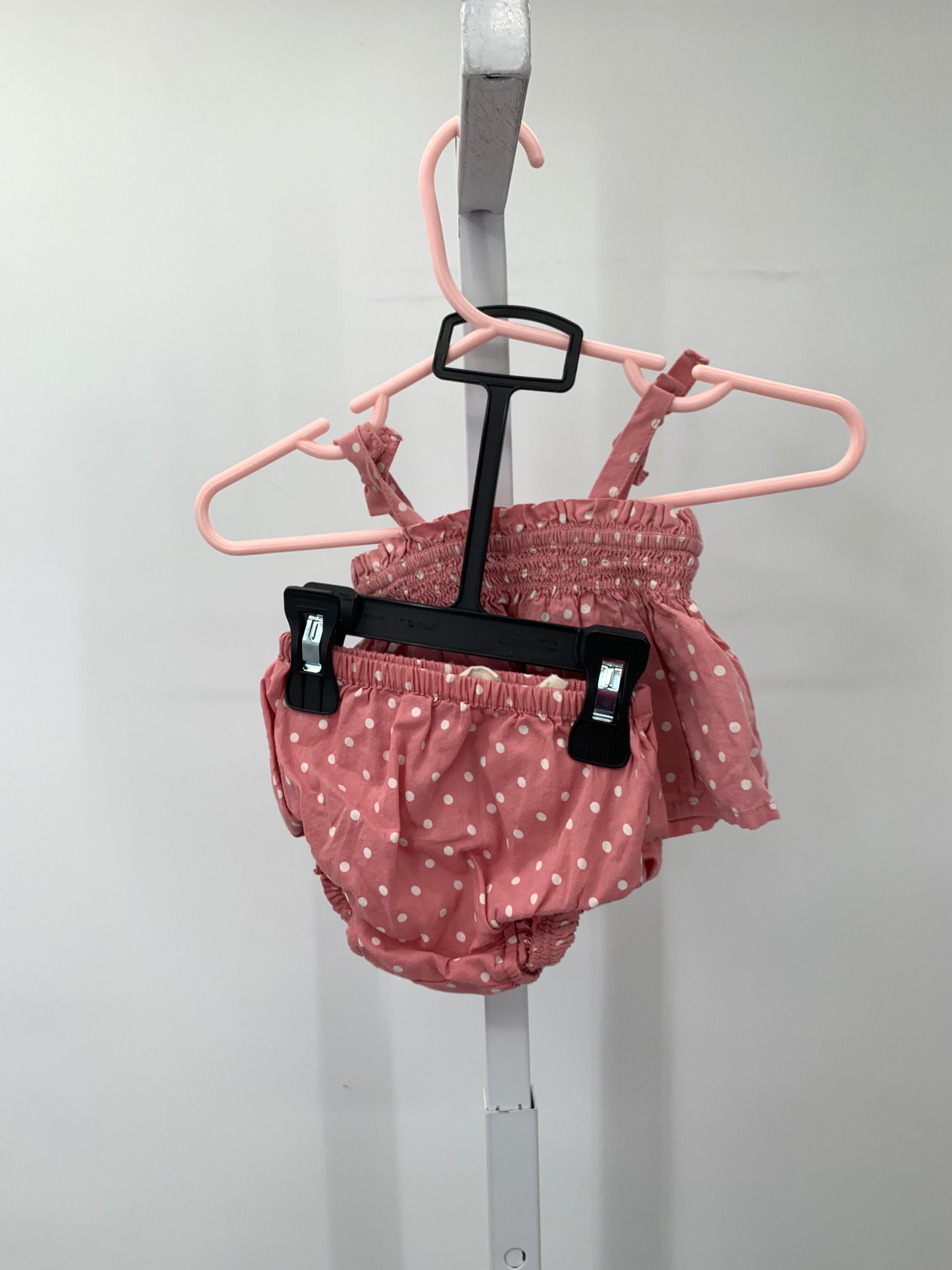 Baby Gap Size Newborn Girls 2 Pieces