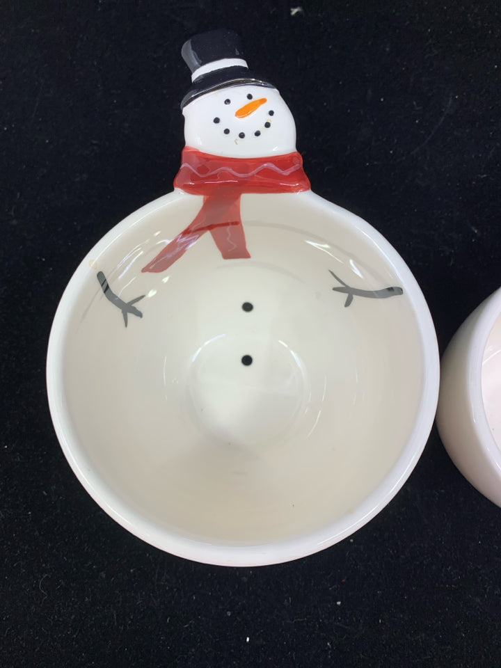 2 SNOWMAN NESTING BOWLS.