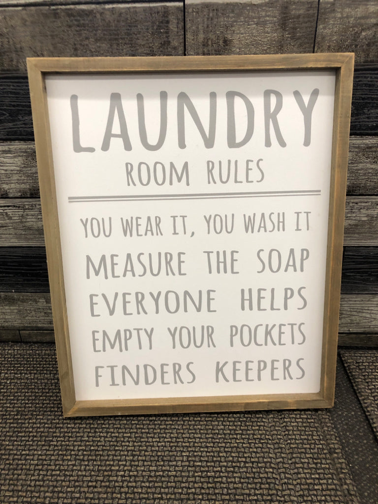 LAUNDRY ROOM RULES WHITE WOOD WALL HANGING.