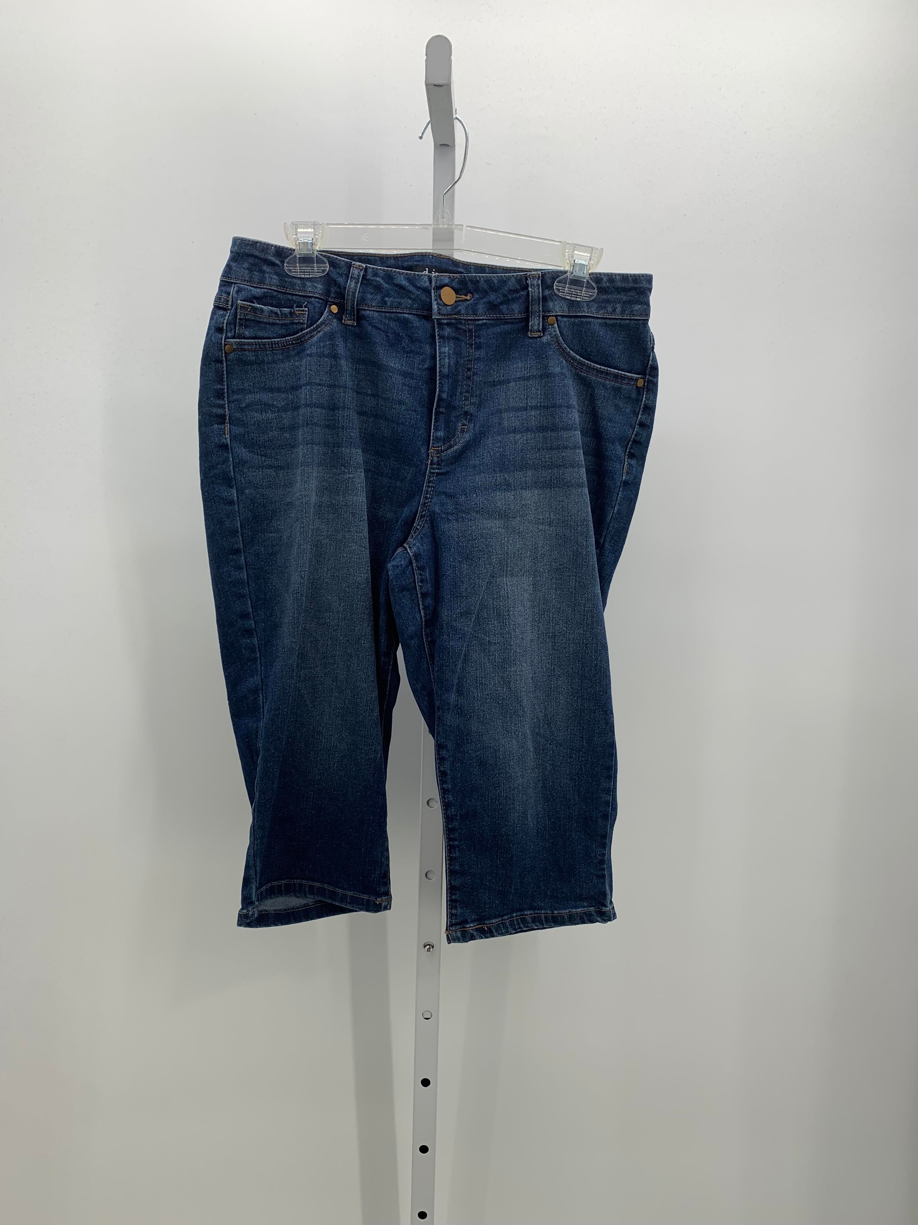 d. jeans Size 12 Petite Petite Capri Pants