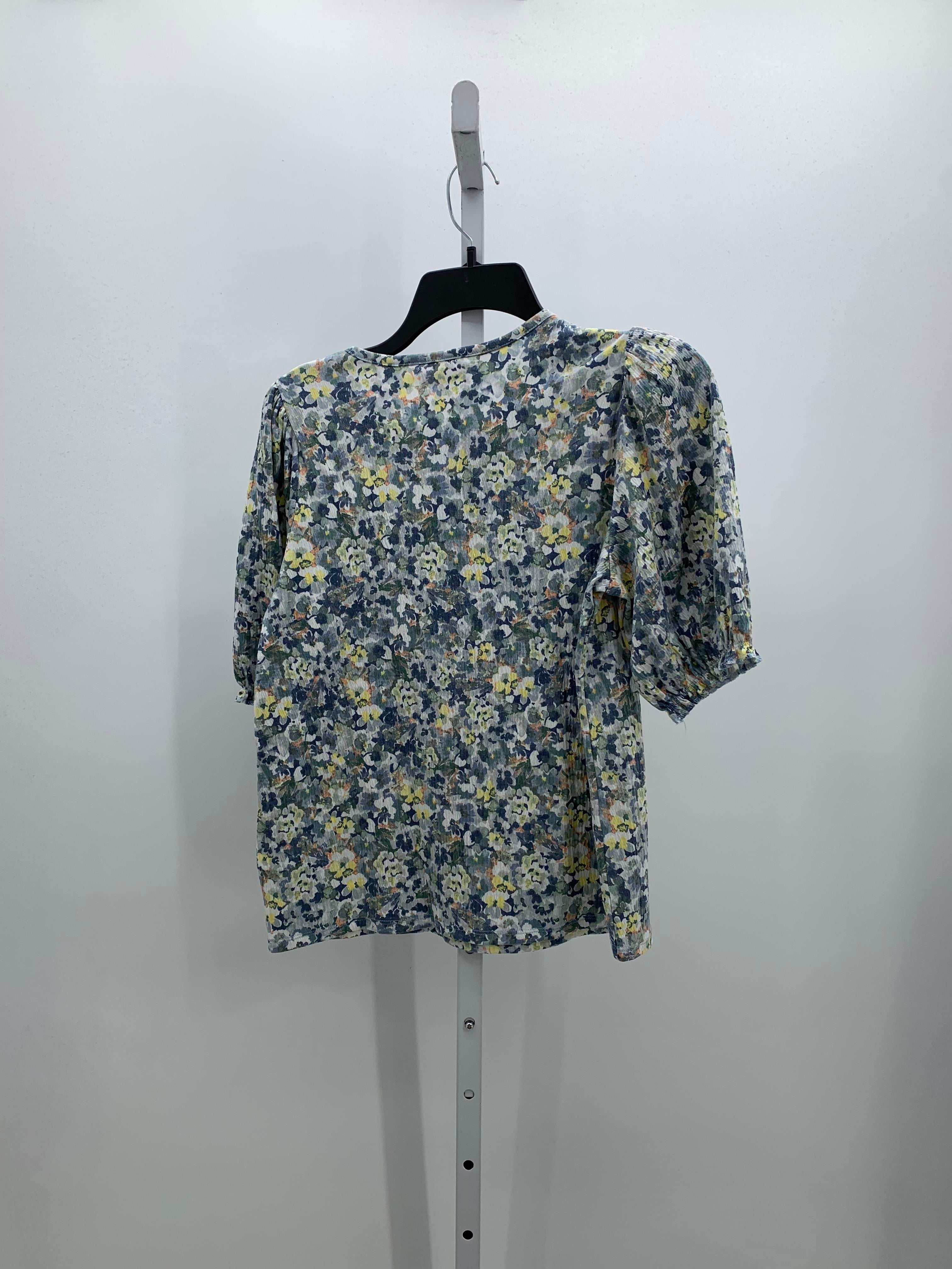 Lauren Conrad Size Small Misses Short Sleeve Shirt