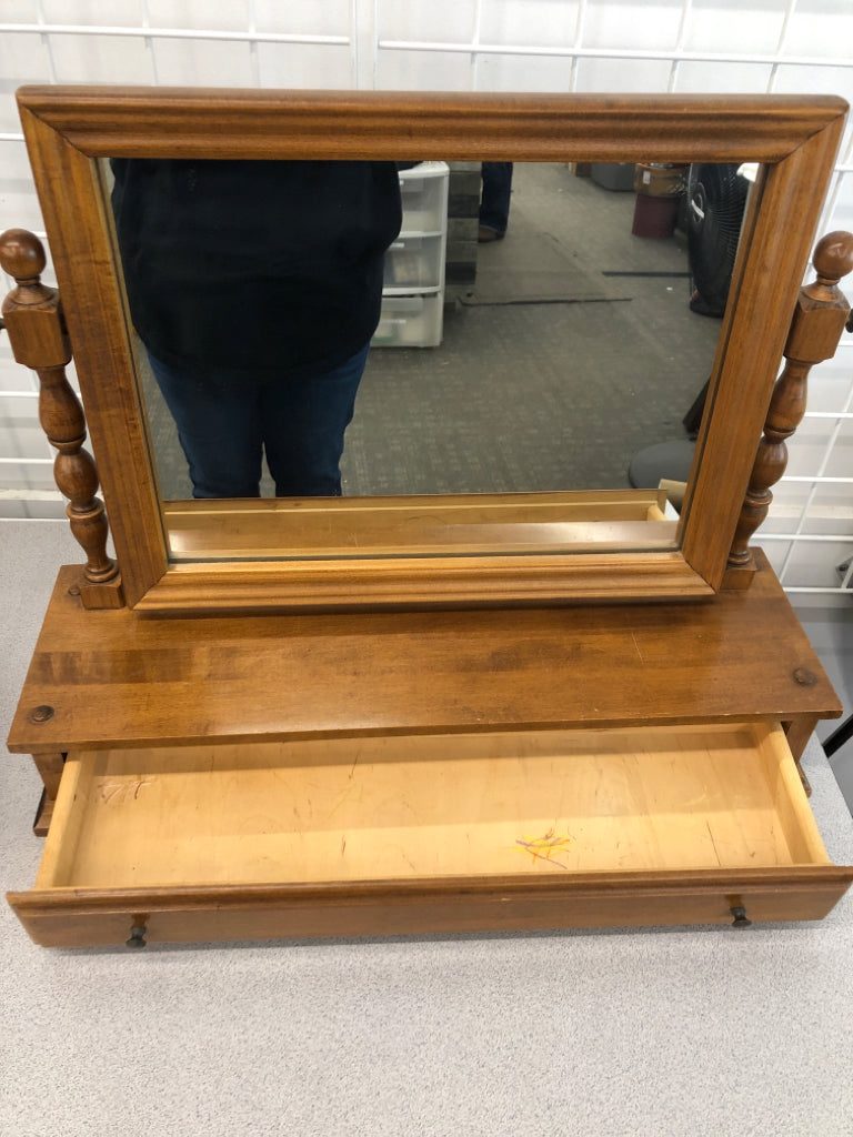 VTG WOOD DRESSER MIRROR W/ DRAWER.