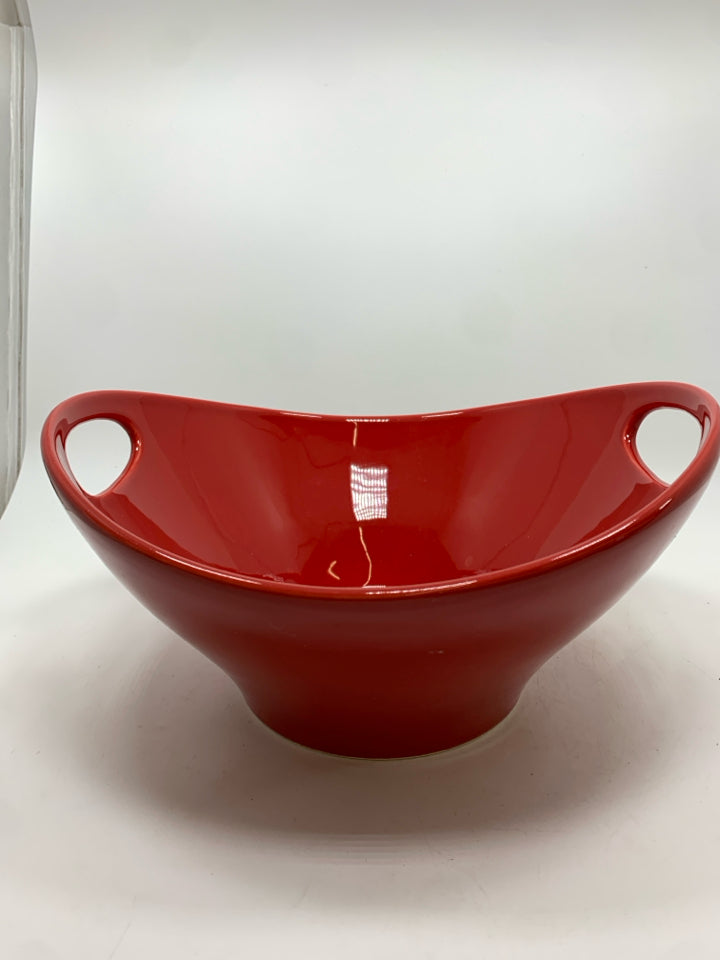 RED CERAMIC MIXING BOWL W/HANDLES.