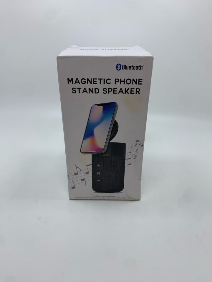 NIP MAGNETIC PHONE STAND SPEAKER.
