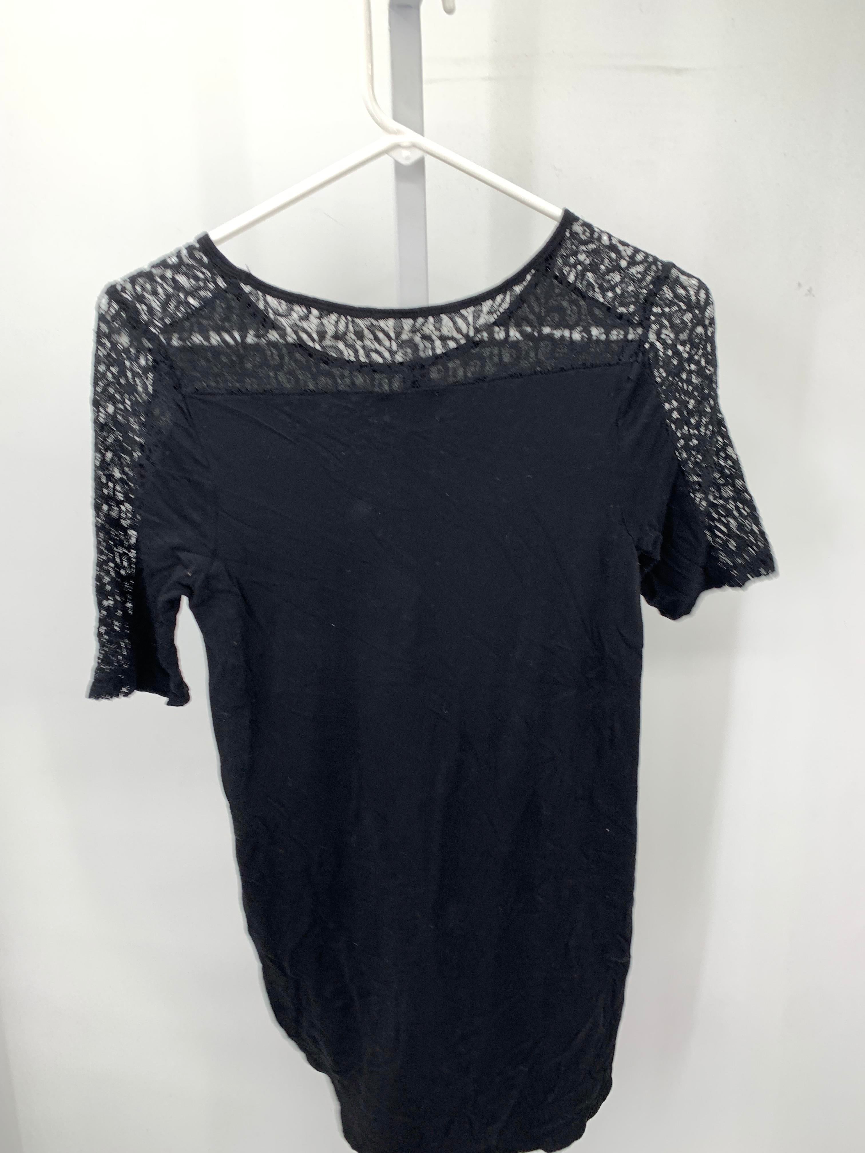 Old Navy Size Small Misses Short Sleeve Shirt