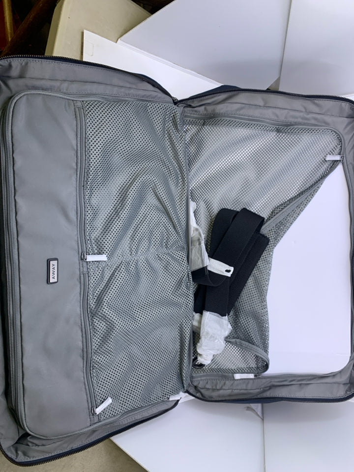 Away The Everywhere Carry On Bag- New