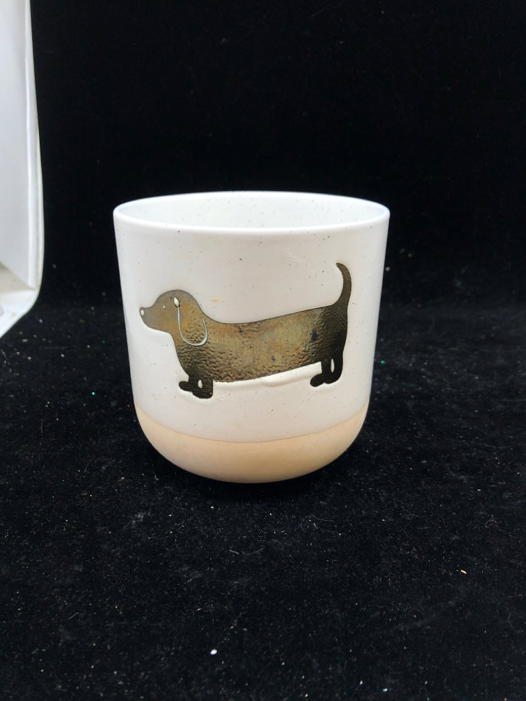 DACHSHUND PLANTER.