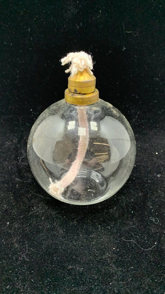 SMALL CLEAR GLASS OIL LANTERN BALL.