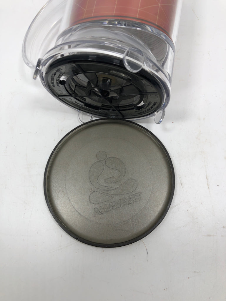 NWT TEAVNANA TEA MAKER.