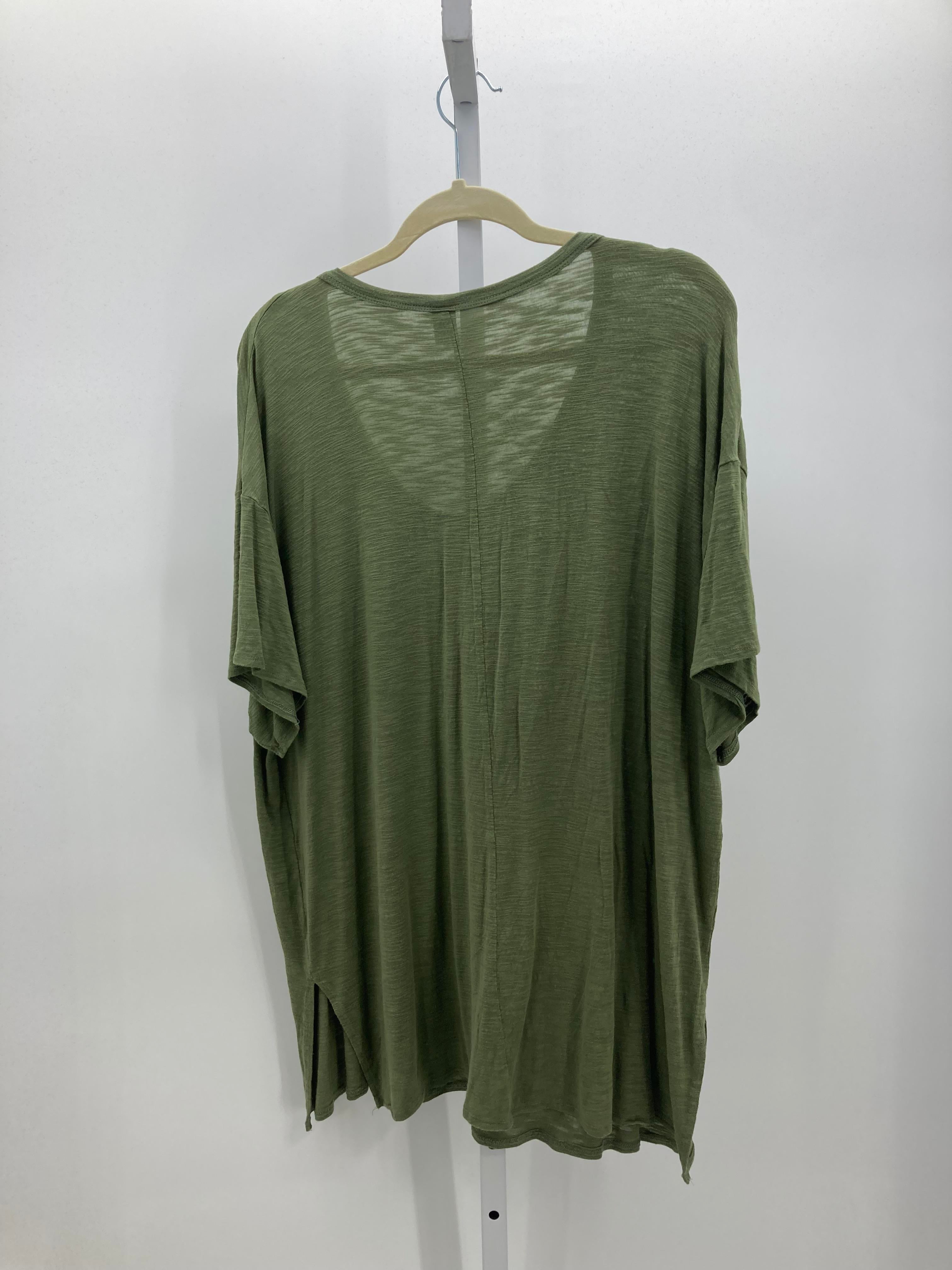 Old Navy Size Extra Large Misses Short Sleeve Shirt