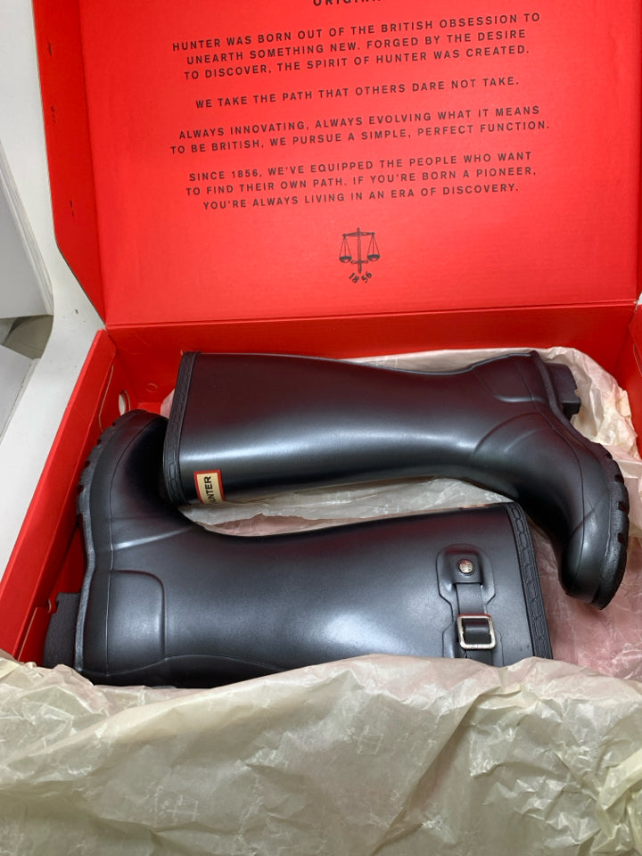 Hunter Size 2 Rain Boots