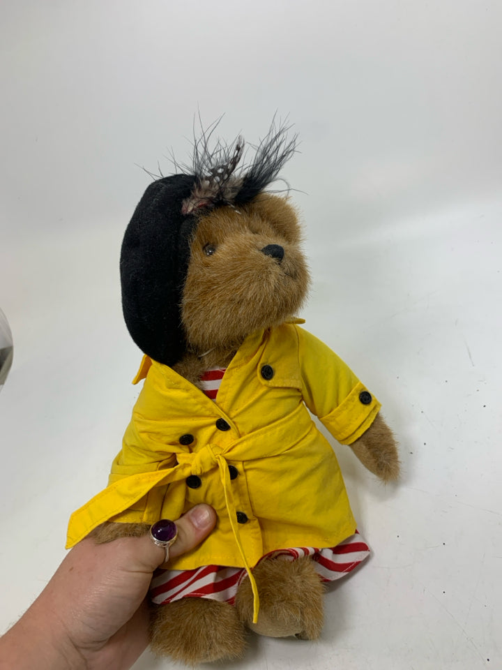 BROWN BOYDS BEAR W/ YELLOW RAIN COAT.