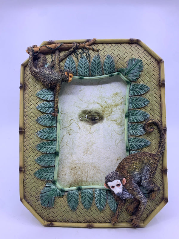 JUNGLE/MONKEY PICTURE FRAME 8.
