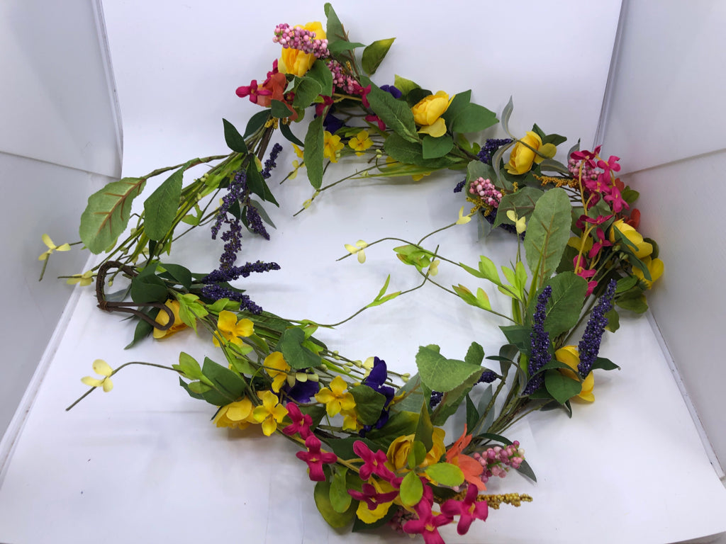YELLOW/PINK FAUX FLORAL GARLAND.