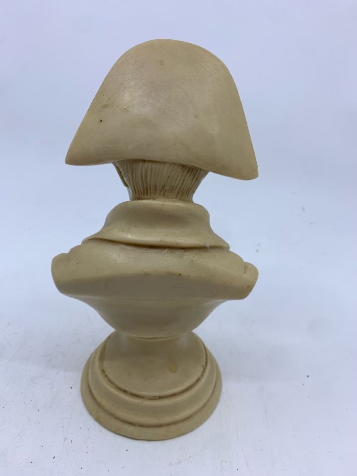 RESIN TAN GENERAL FIGURE.