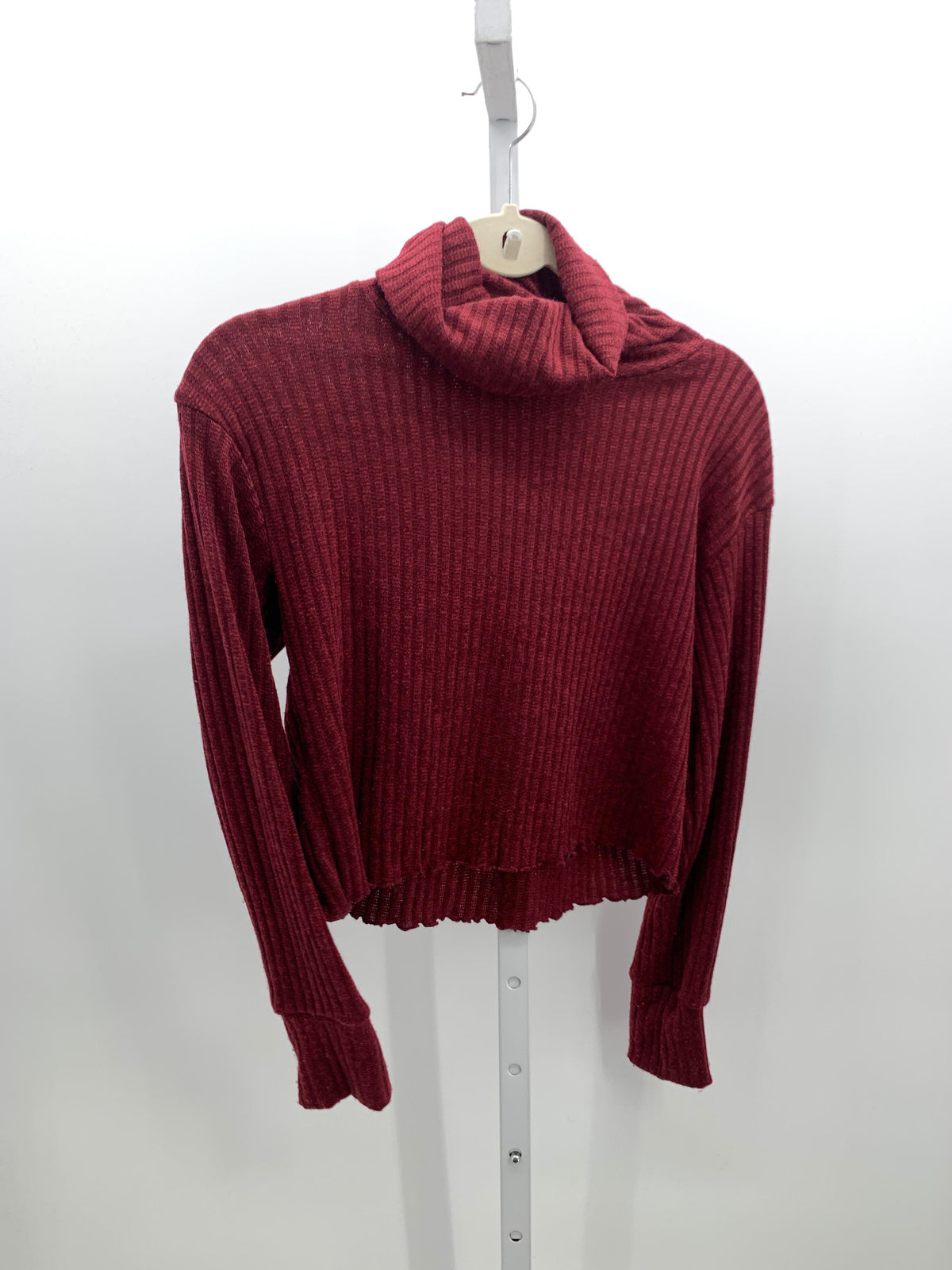 Olivia Rae Size Medium Juniors Long Sleeve Sweater