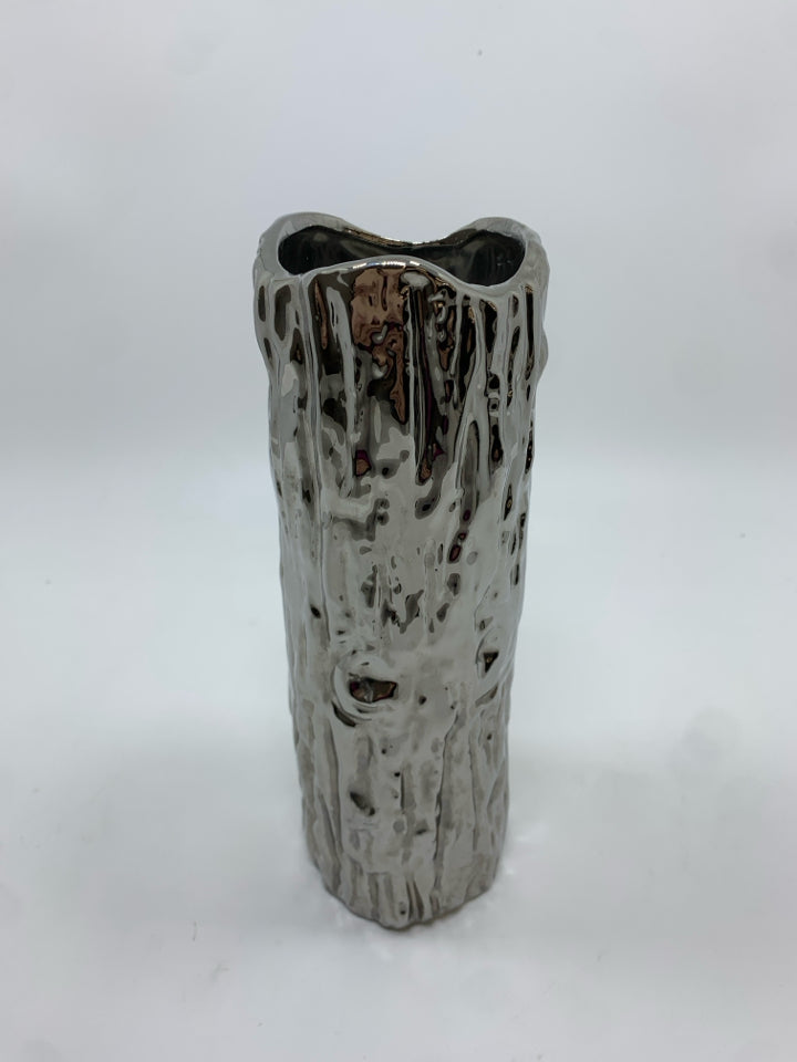 SILVER TREE SHAPED VASE.