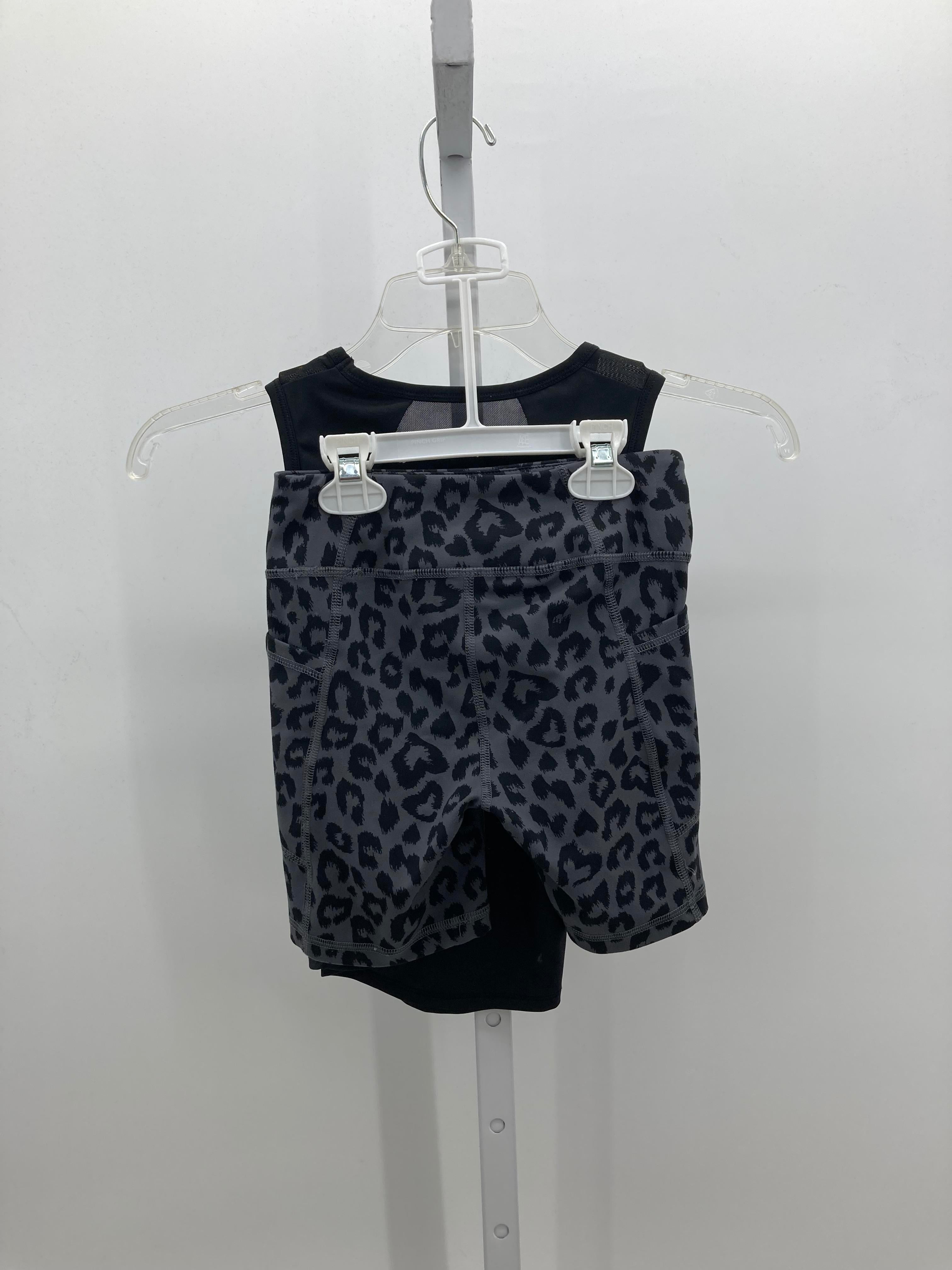 90 degree Size 7-8 Girls 2 Pieces