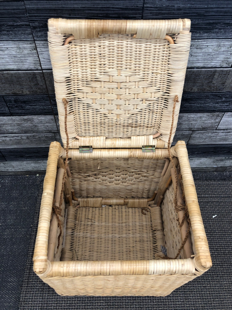 WICKER STORAGE BASKET.