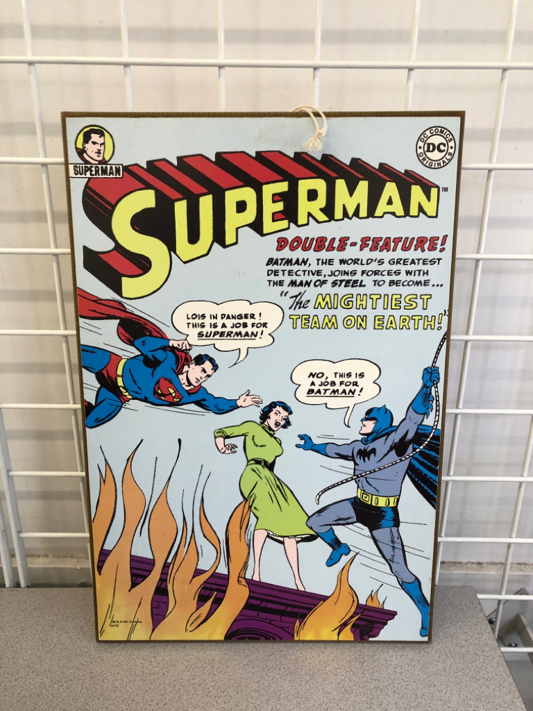 SUPERMAN COMIC WALL PLAQUE.