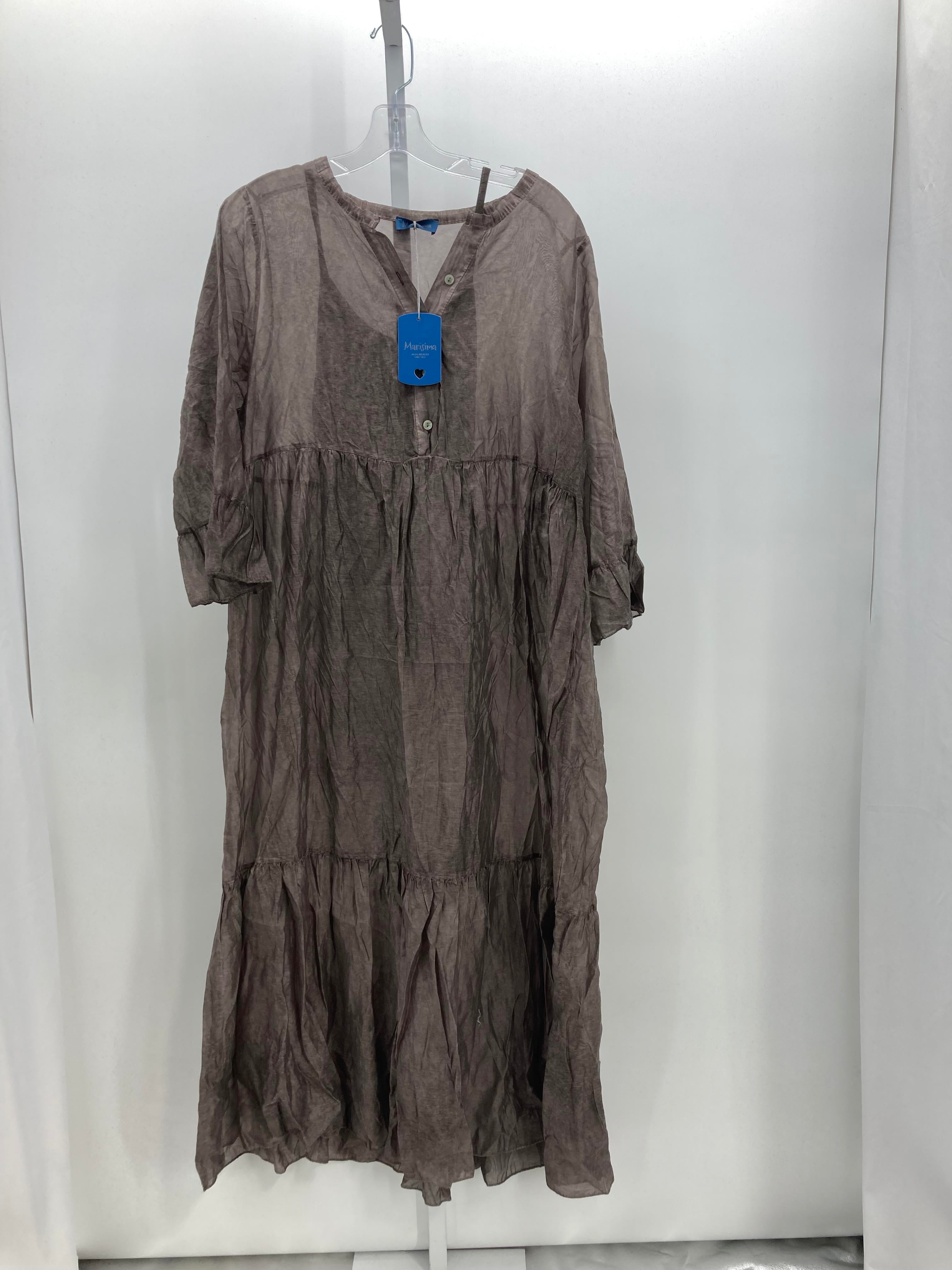 Size Medium Misses 3/4 Sleeve Dress