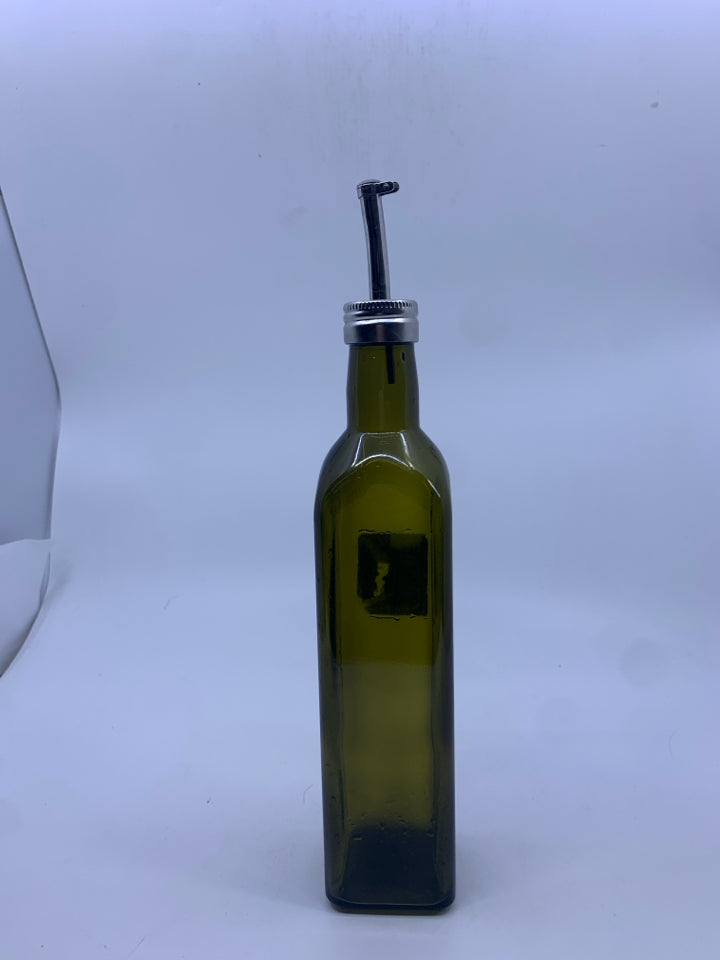 GREEN GLASS OIL DISPENSER.