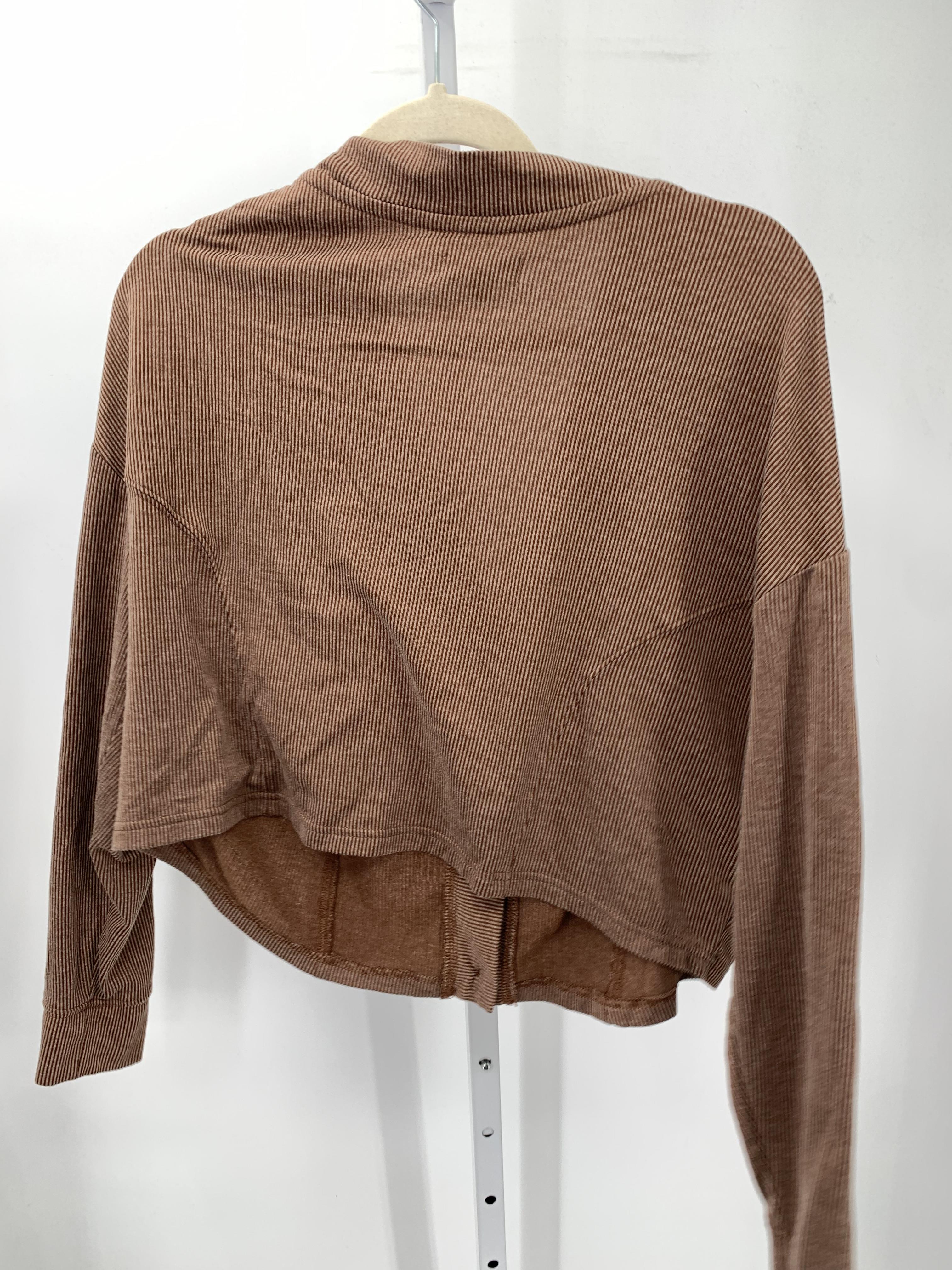 Size Extra Large Juniors Long Sleeve Shirt
