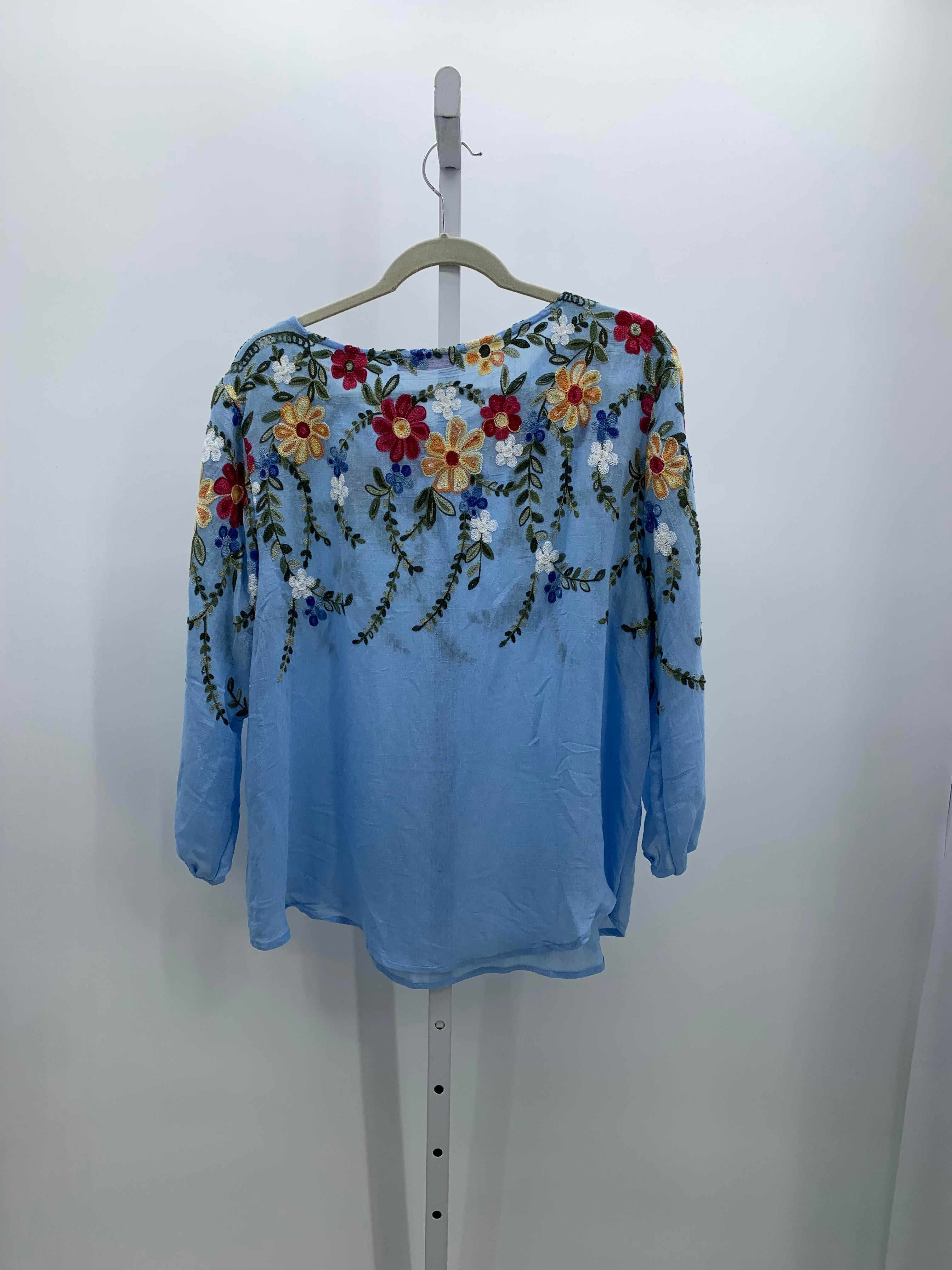 Size Extra Large Misses 3/4 Sleeve Shirt