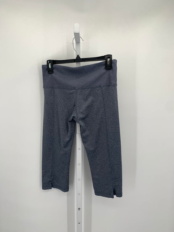 Size Medium Misses Cropped Pants