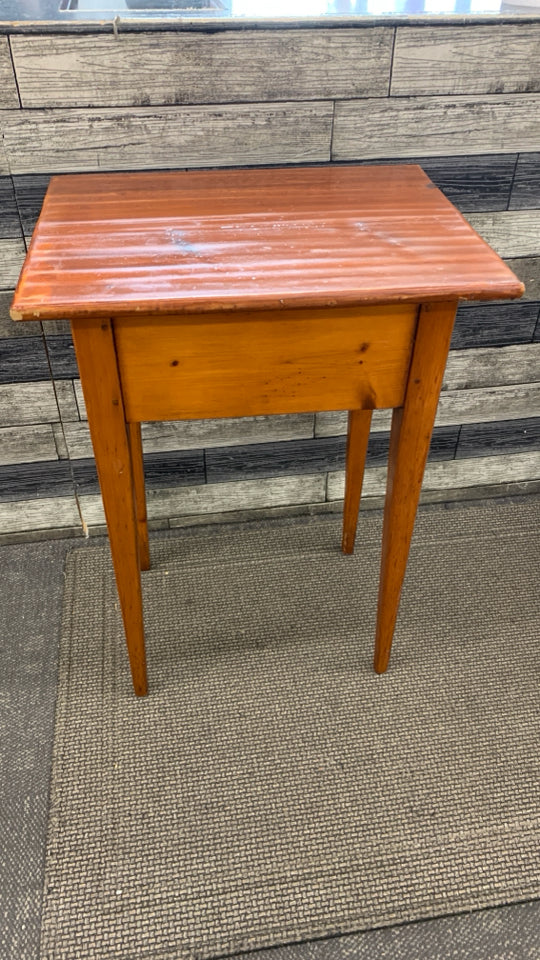CHERRY 1 DRAWER WOOD SIDE TABLE W/GLASS BALL HANDLE.