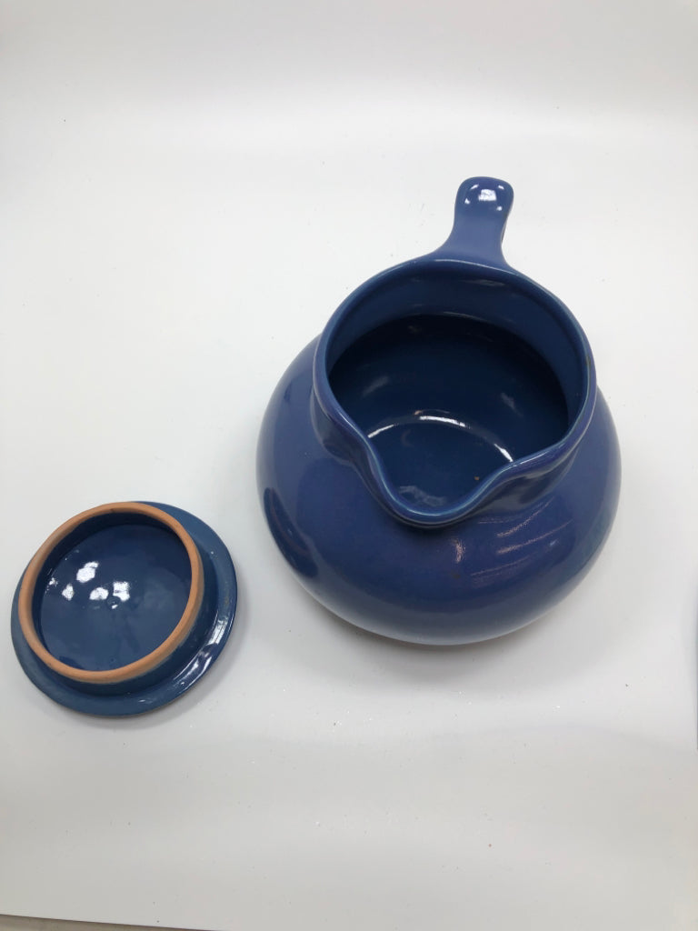 BLUE CERAMIC CUPPER COFFEE CARAFE W/LID.