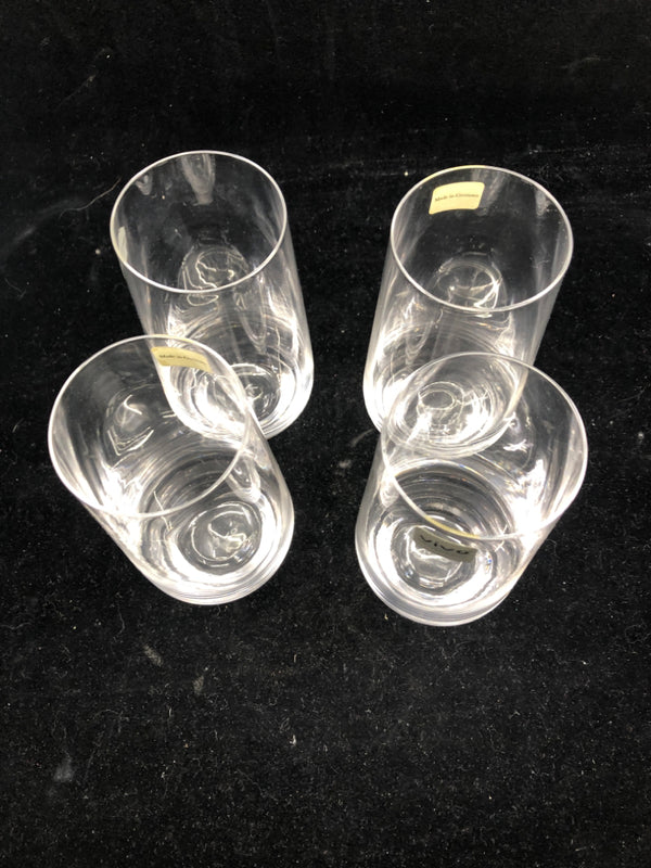 4 VIVO WATER GLASSES.