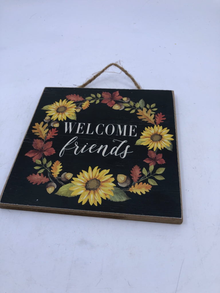FALL WELCOME FRIENDS WOOD WALL HANGING.