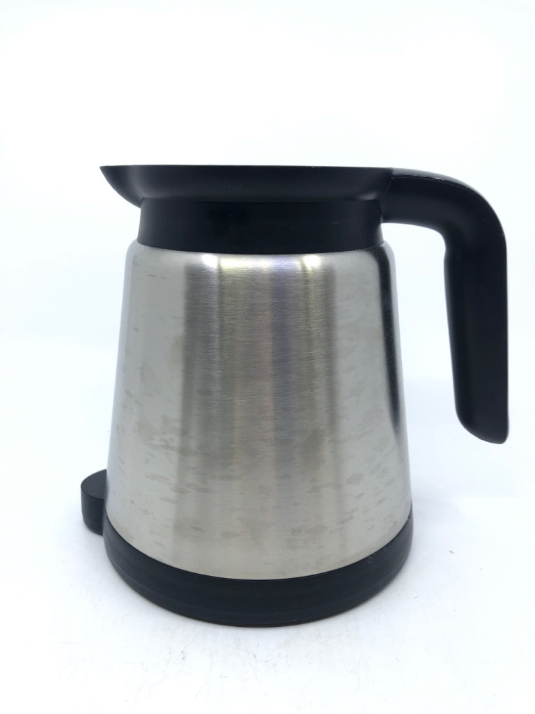 SILVER KERUIG CARAFE.