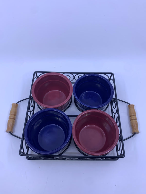 4 RED AND BLUE SPECKLED BOWLS IN BLACK METAL WIRE SERVER.