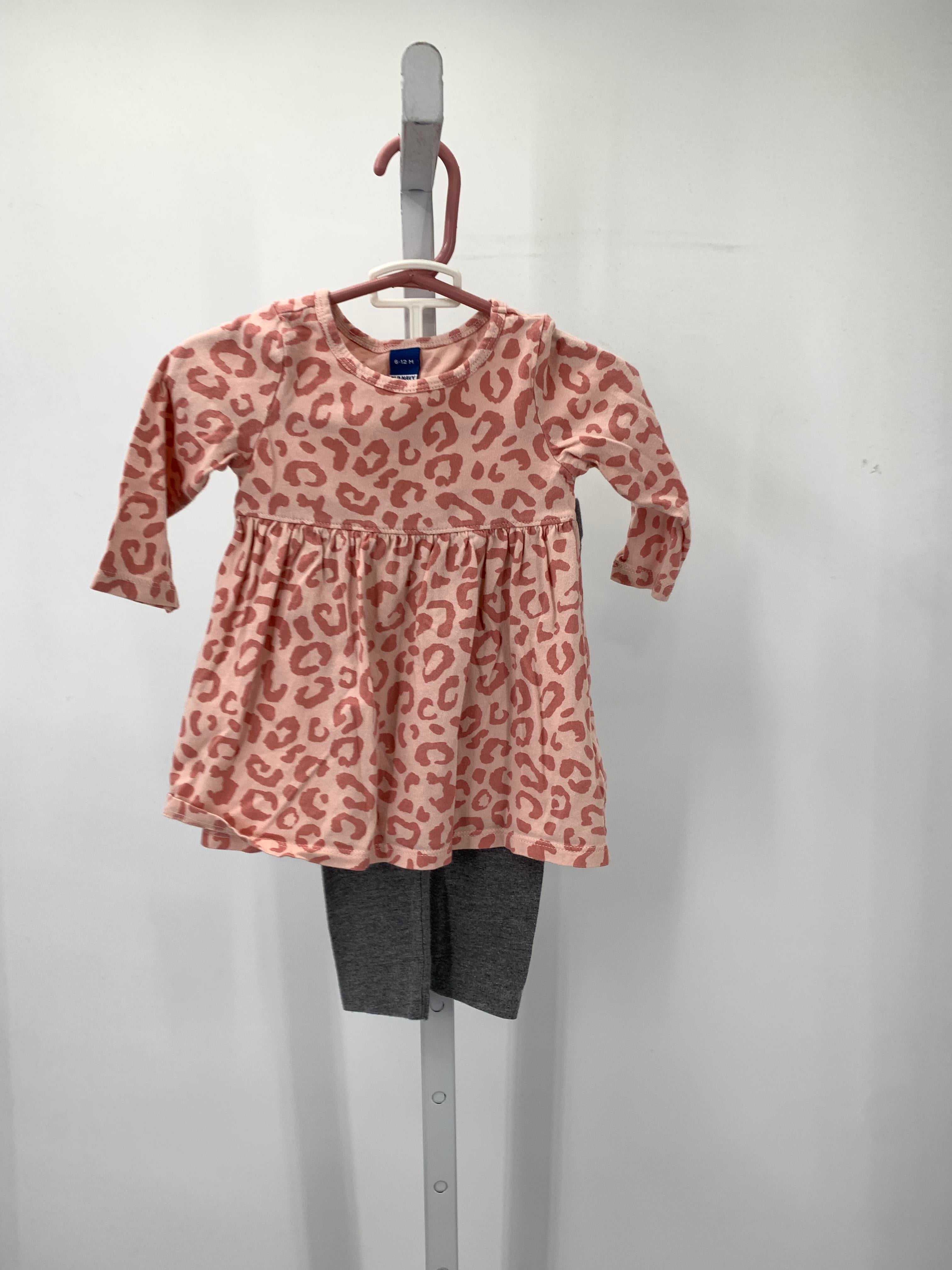 Old Navy Size 6-12 mon Girls 2 Pieces