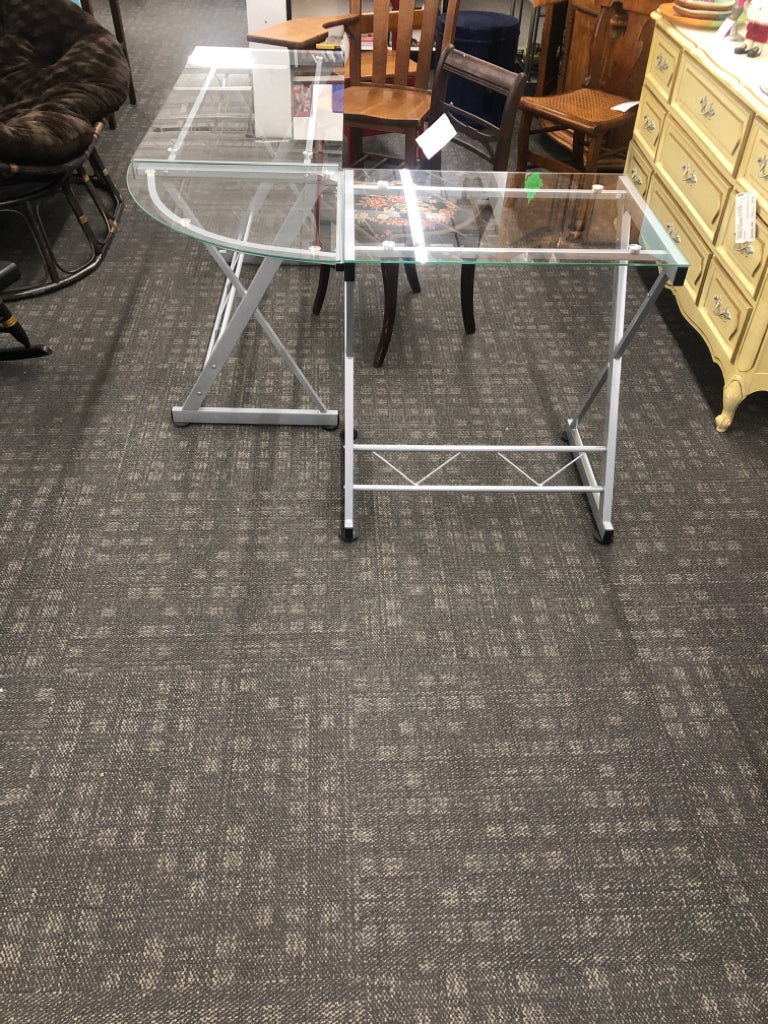 L SHAPED GLASS & METAL DESK.