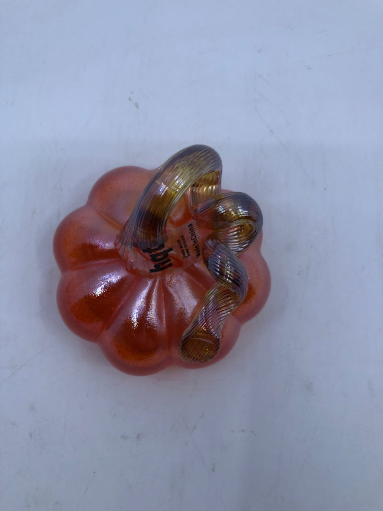 ORANGE IRIDESCENT GLASS PUMPKIN.