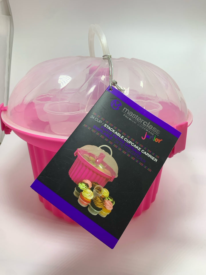NWT 24 CUP STACKABLE CUPCAKE CARRIER.