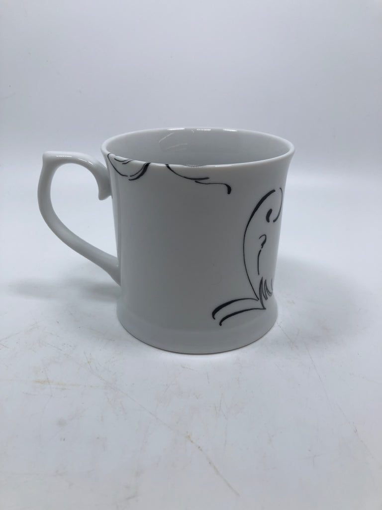 WHITE ABSTRACT LINE ART MUG.