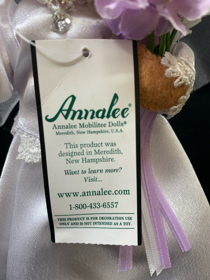 ANNALEE BRIDE & GROOM.